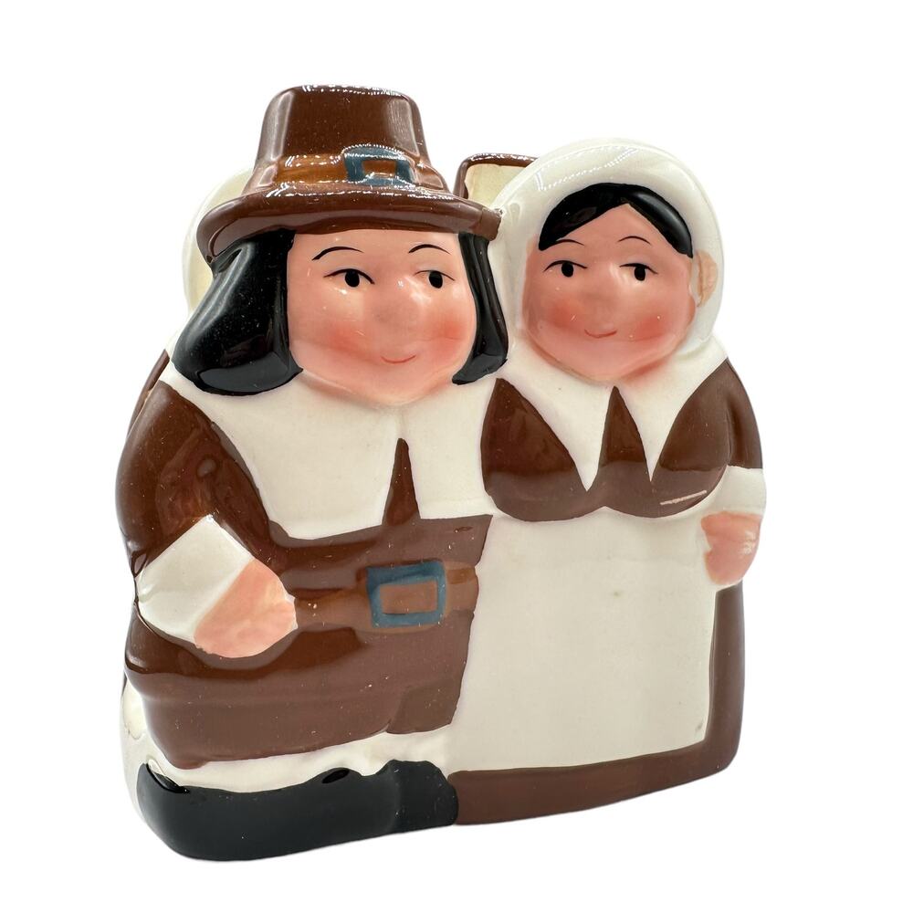 Vintage Publix Pilgrim Pair Napkin Holder 2002 Thanksgiving Holiday Decor Fall